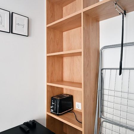 Lovely Studio Apartment In The Heart Of Рига Екстериор снимка