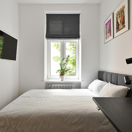 Lovely Studio Apartment In The Heart Of Рига Екстериор снимка