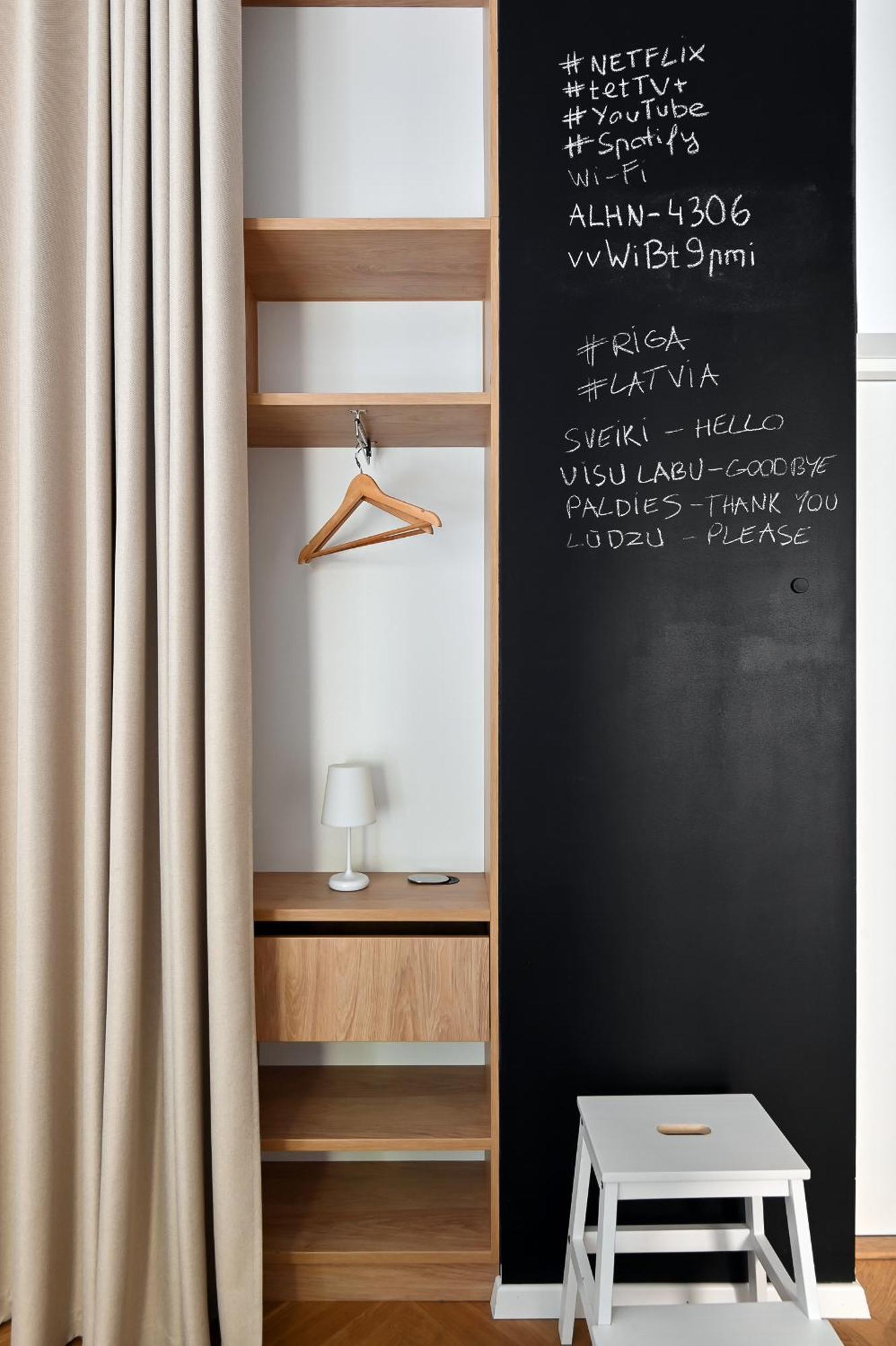 Lovely Studio Apartment In The Heart Of Рига Екстериор снимка