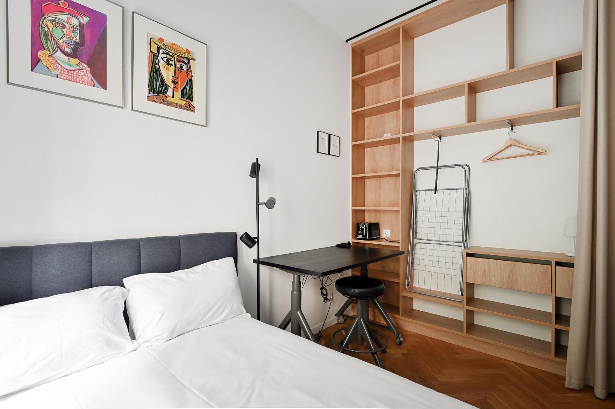 Lovely Studio Apartment In The Heart Of Рига Екстериор снимка